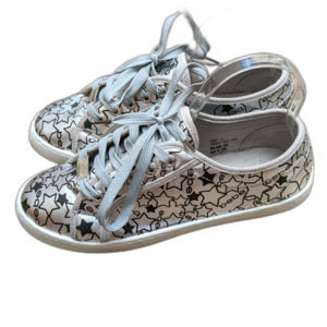 NWOT Bebe Sport Daney Silver Star Lace Up Sneakers Size 8.5